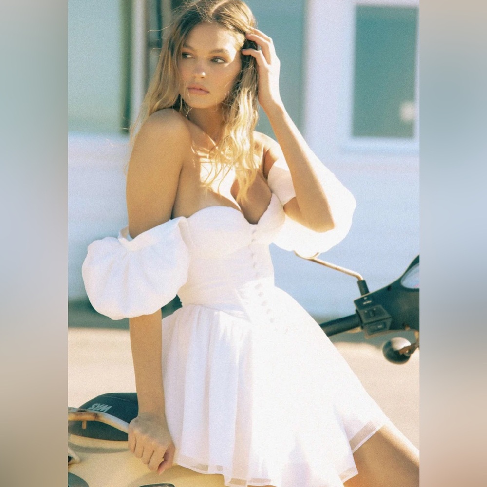 NWT Adeirlina White Corset Dress